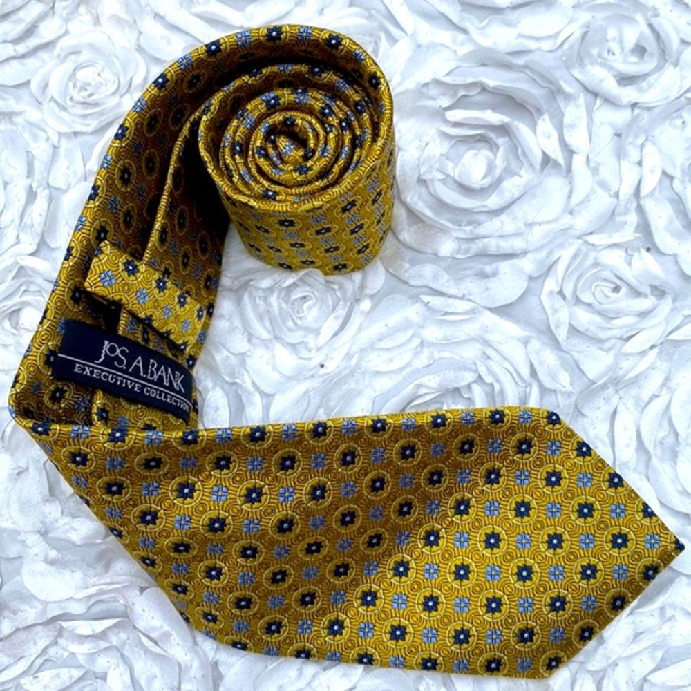 New Jos. A. Bank Executive Collection mens silk tie